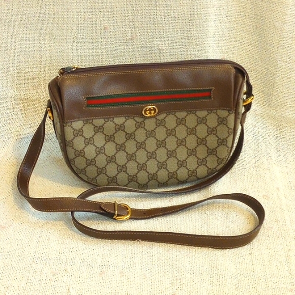 - Gucci Crossbody/Shoulder Bag - Picture 1 of 16